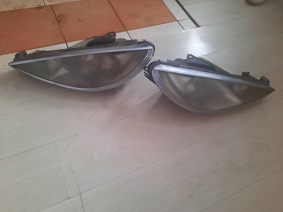 Фары на Пежо 206