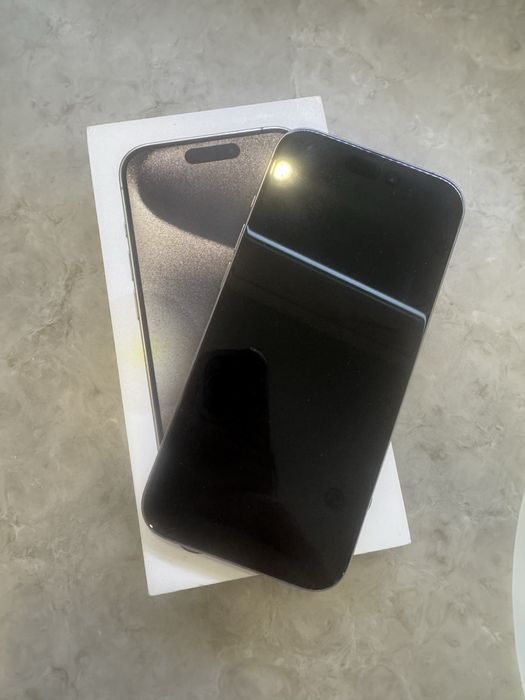 Айфон 15 про с гарантией