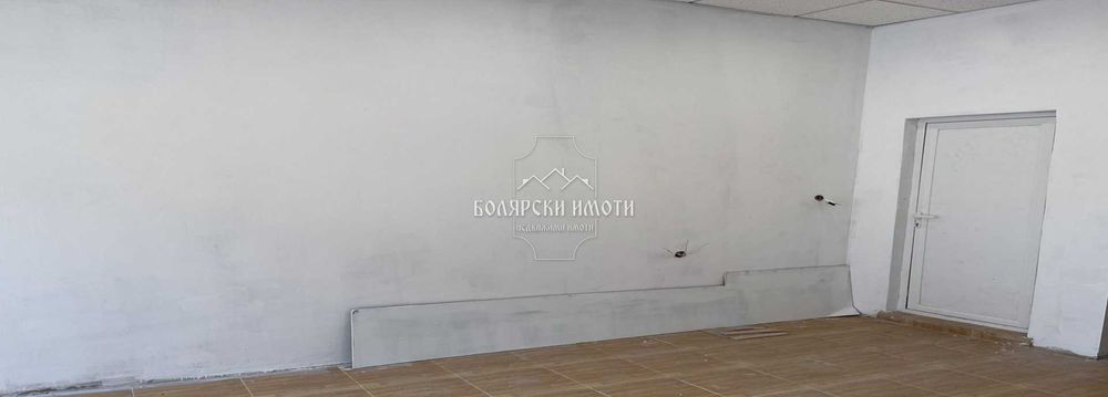 Дава се под наем Офис в Велико Търново, Център - 125 кв.м за 408 € - Снимка #2