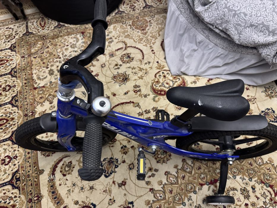 Велосипед четырех колесный