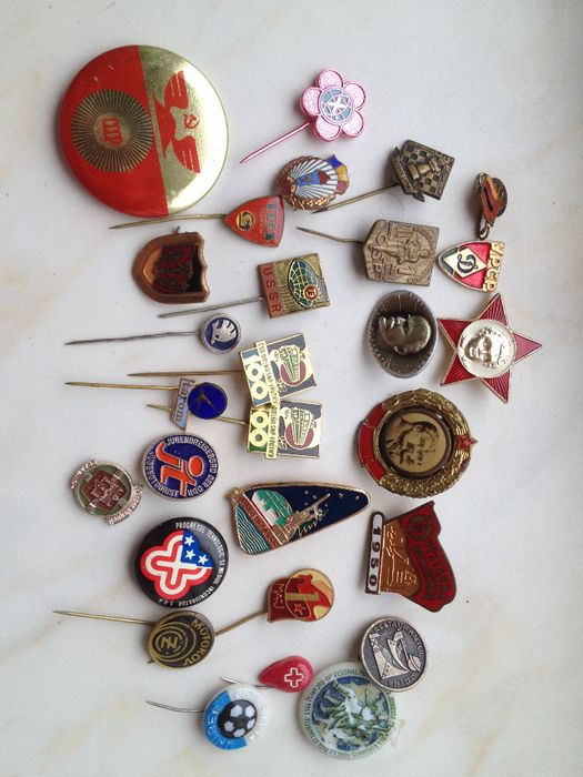 Insigne state comuniste est europene