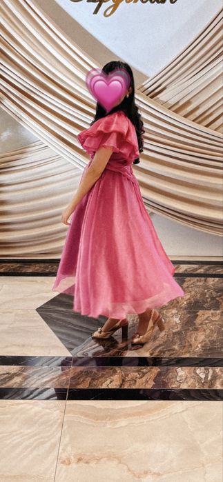 Нарядное платье 10000тг