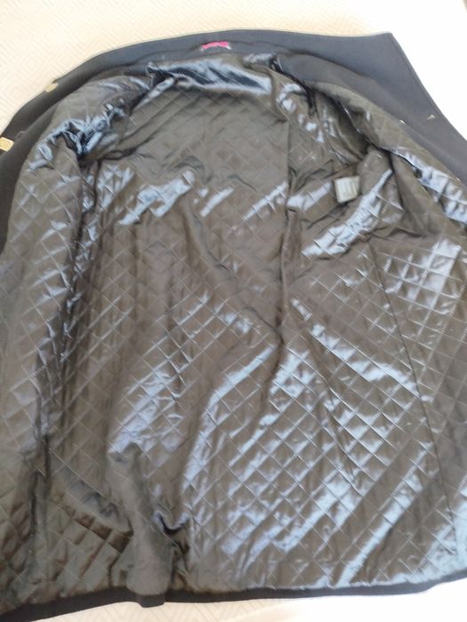 Продам пальто женское 48р