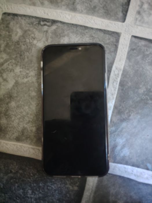 IPhone X srochini