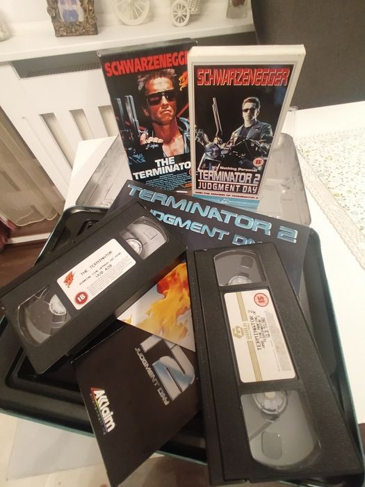 Pachet casete VHS TERMINATOR originale în cutie specială