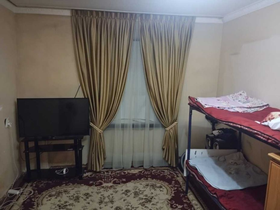 Сдается 1 комнатная квартира на кондитерской 140$