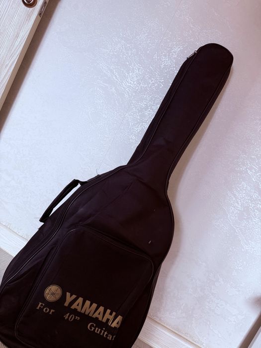 Гитара акустическая