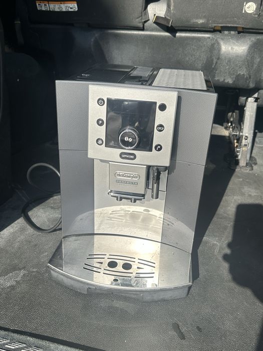 Кафеавтомат Delonghi Perfecta Cappuccino
