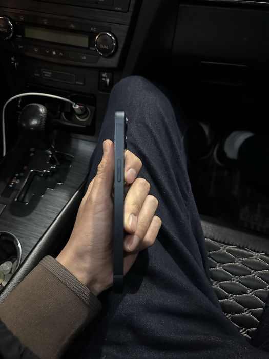 Iphone 13 в идеальном состоянии