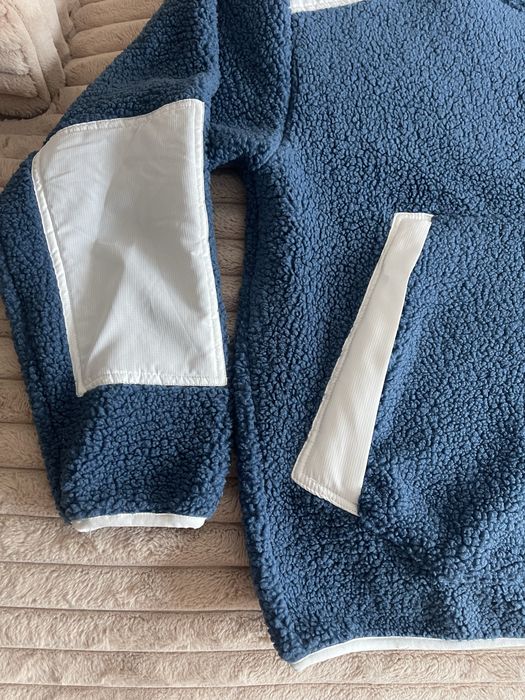 Divin неповторим суичър размер М