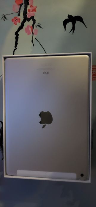 iPad 9 продаю срочно