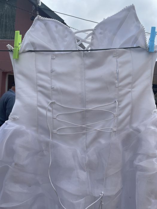 Rochie de mireasa marime S-M