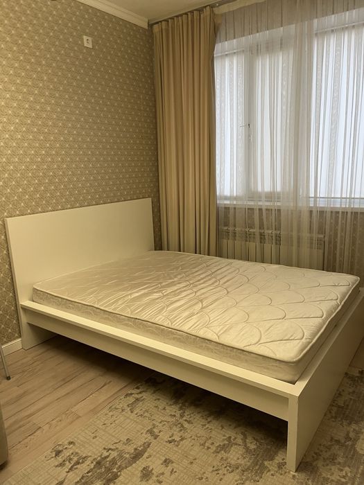 Кровать двухспальная