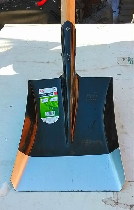 Lopeți pentru zăpadă metal cu cozi lemn FAG - NOI - 40 Lei