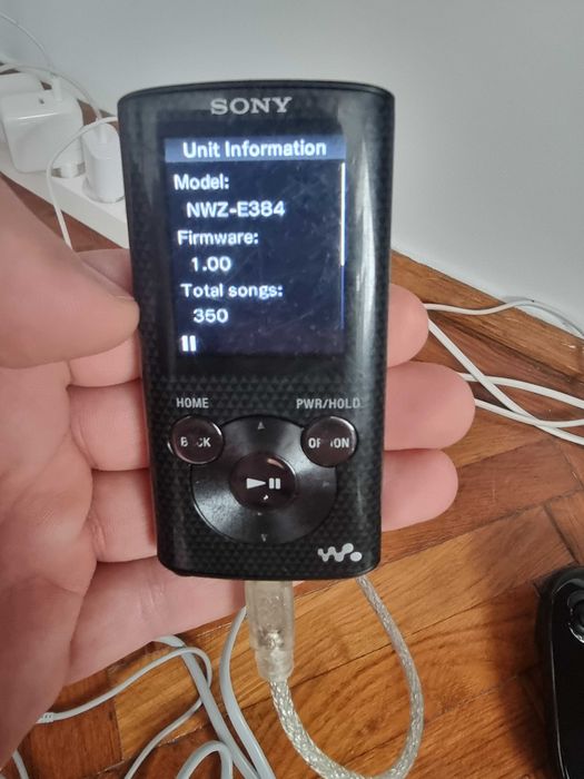 mp3 player sony walkman nwz-e384 baterie defecta