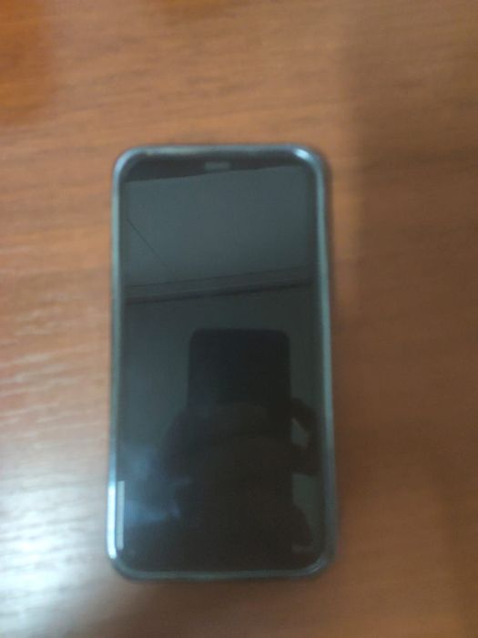 IPhone 11 хорошее состояние