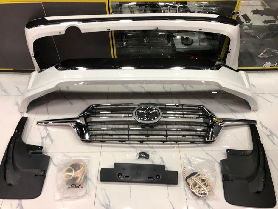 Обвес Lounge на Land Cruiser 200