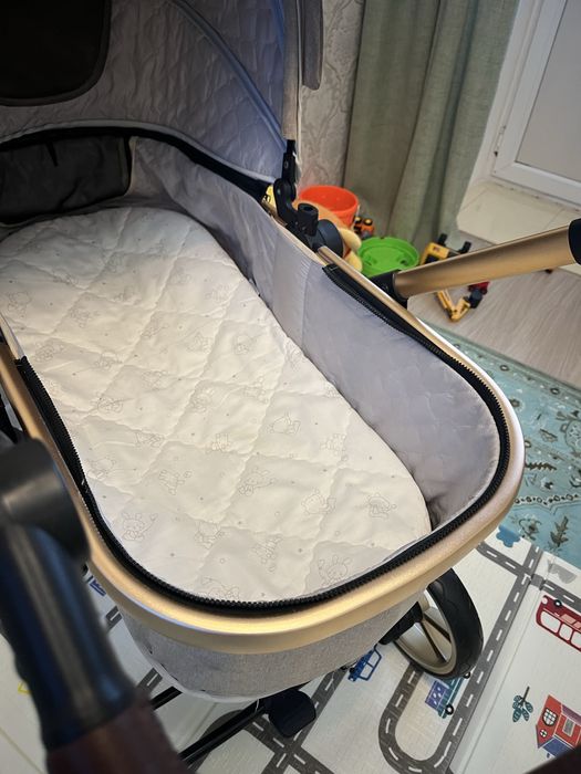 Коляска продается