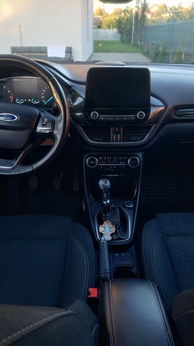 Vând Ford FORD vand