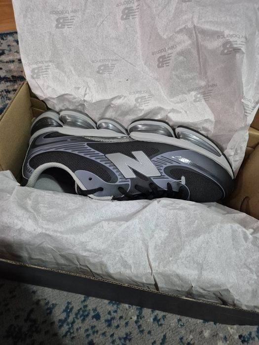 New Balance 2000 abzorb