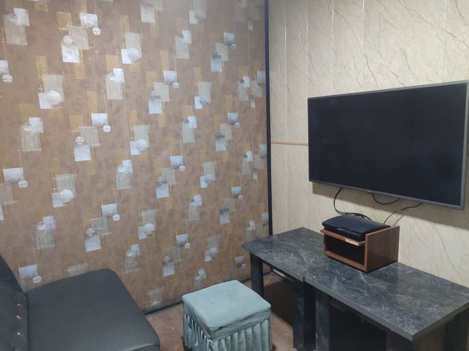 Soniy 3 Telvizor smart 52 razmer Kreslo kamplekt