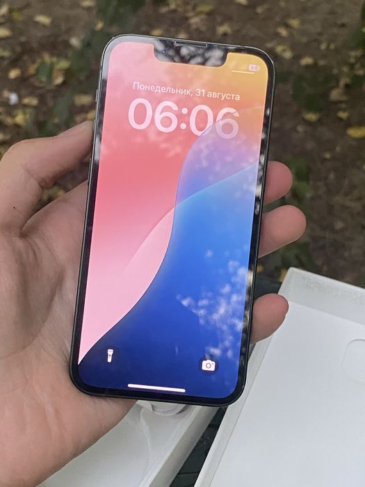Продам IPhone 13 mini
