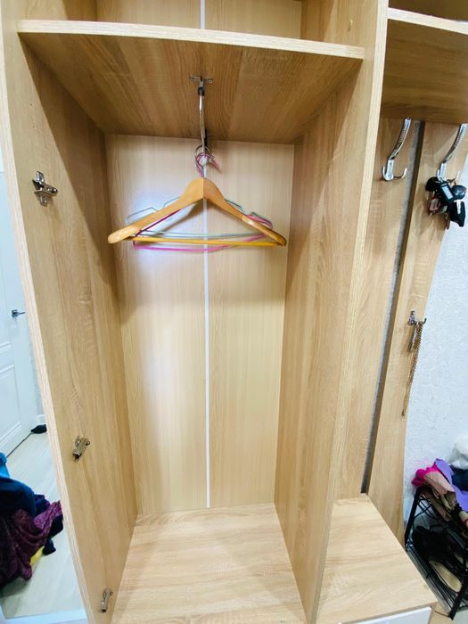 Шкаф для прихожей