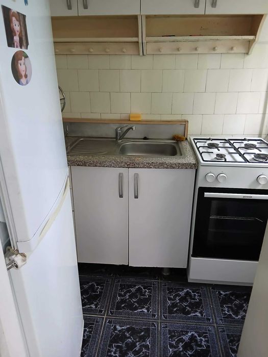 Închiriez apartament