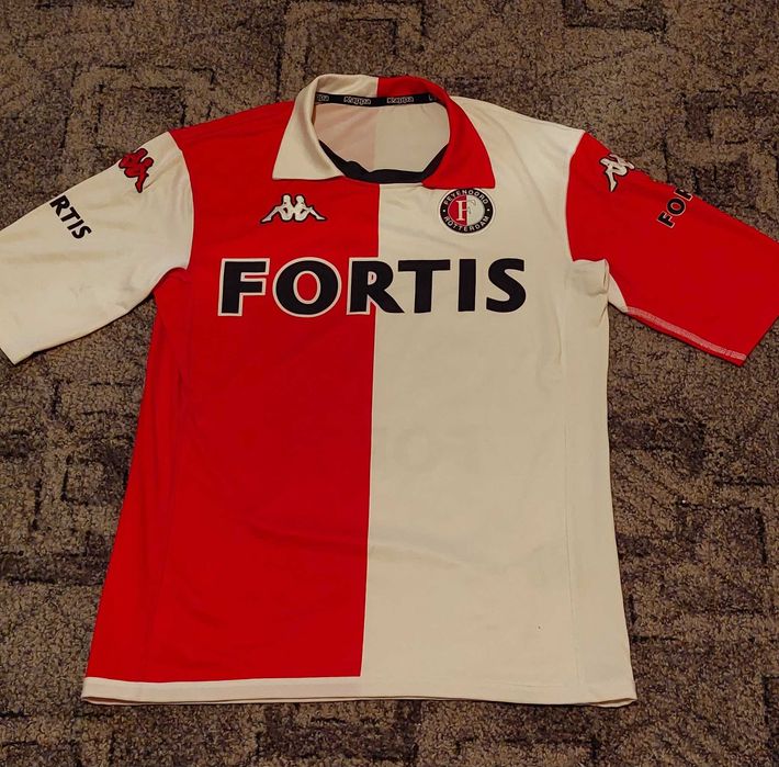 Tricouri de fotbal