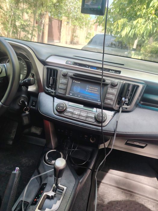 Rav 4      2014г