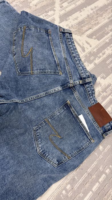 Джинсы Colin’s. Новые