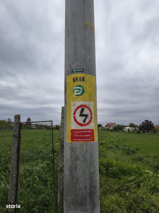 Teren intravilan de vânzare, 2067mp, utilități