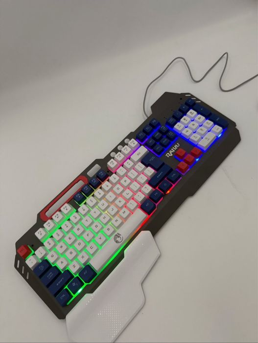 продаю клавиатуру игровую + мышь