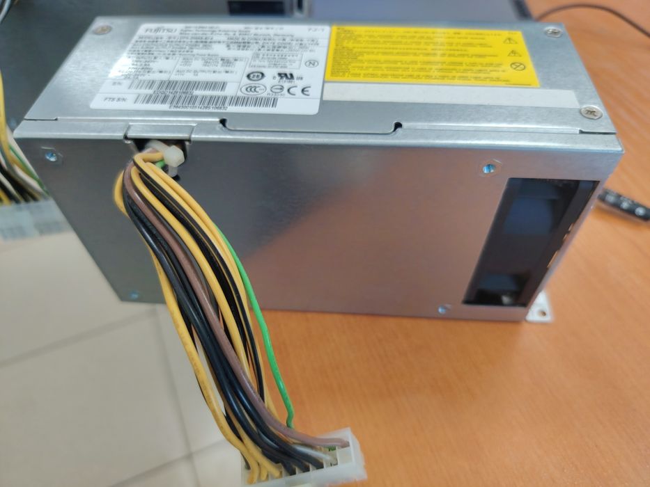 Оригинслно захранване Fujitsu