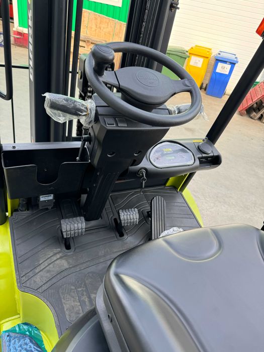 Stivuitor NOU CLARK GTS25 2,5t Diesel GPL Garantie 5 ani din STOC