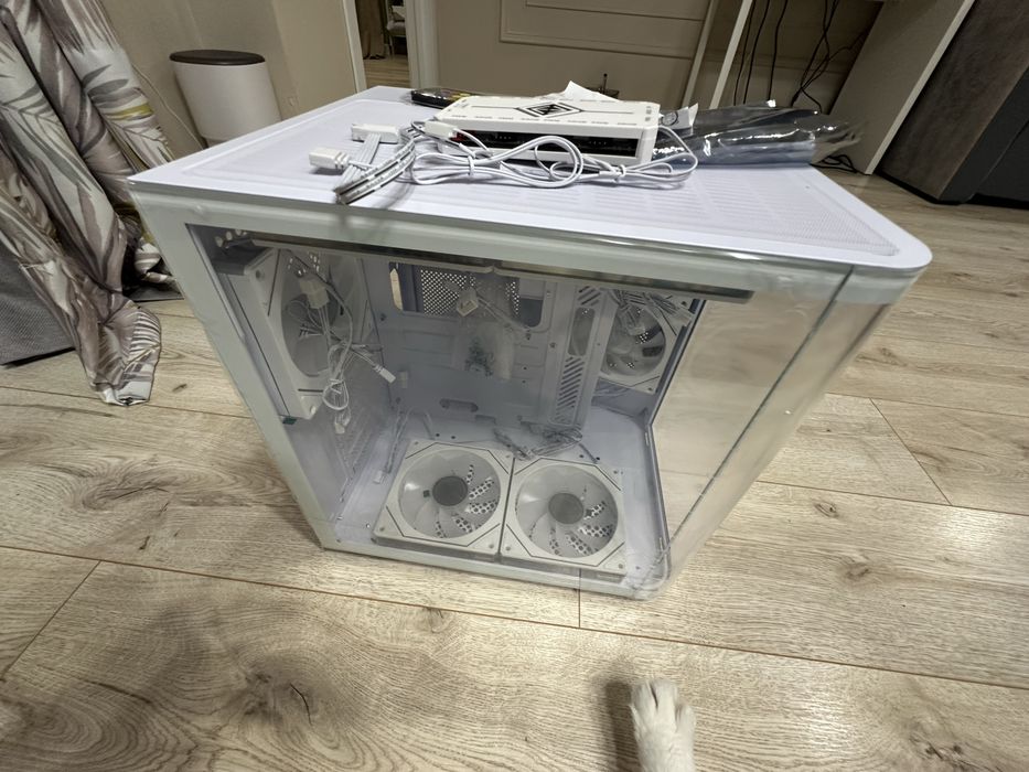 Корпус белый CH2+ ATX case + контроллер с ARGB 7pro кулерами 7шт.