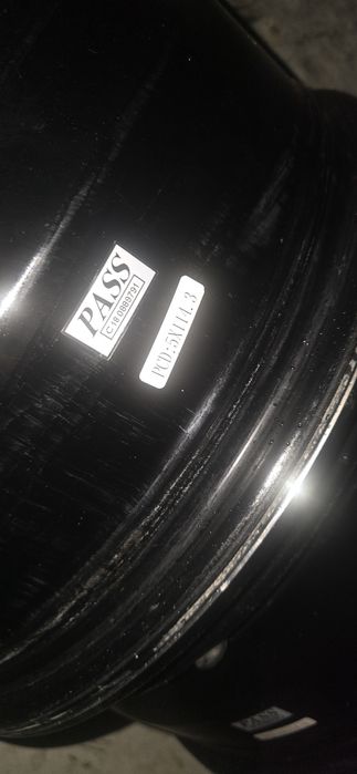 Диска почти новый R17