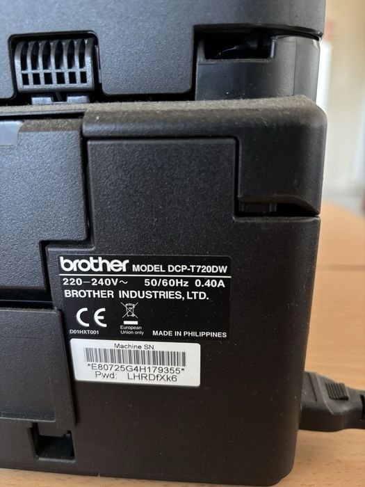 Продавам Принтер Brother DC T720DW Без забележки и с пълни консумативи