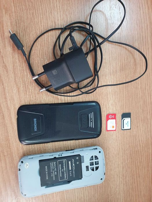 telefon Brondi lcd color necodat butoane mari