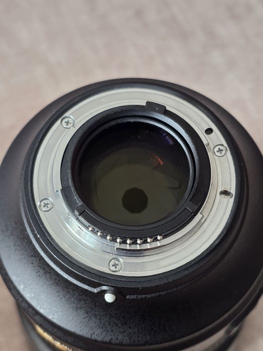 Nikon 105mm f1.4E