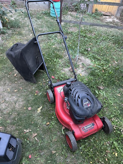 Masina de tuns iarba/gazonul MTD Thor X OHV