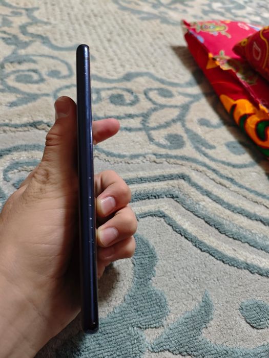 Продаю samsung s20 fe