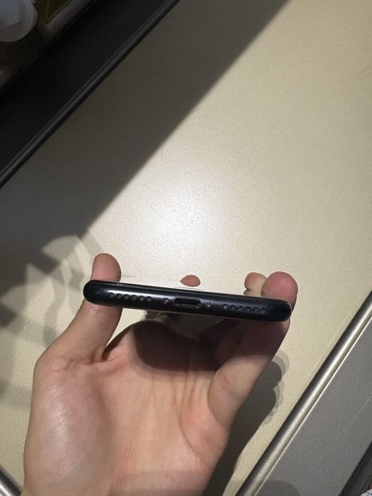 Iphone se 128 gb sastayaniya idiyal