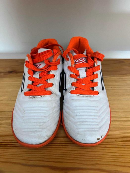 Детски Футболни Обувки "Umbro" 32 номер