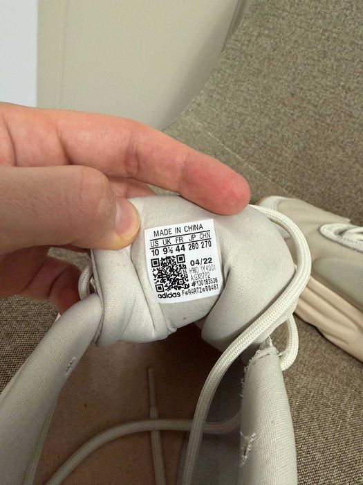 Pantofi sport Adidas originali, mărimea 44