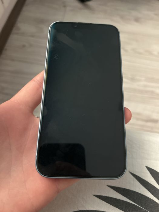 продам айфон 14 идиал
