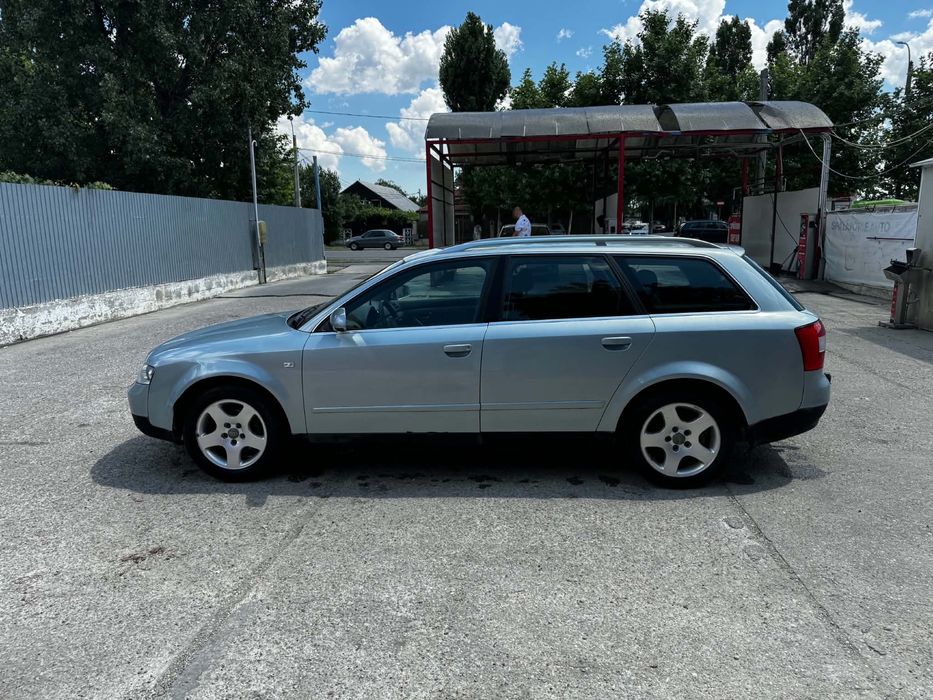 AUDI A4 Avant 2004 — imagine 4