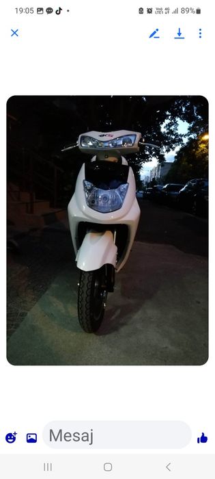 Vând scuter electric limitat 25km la ora