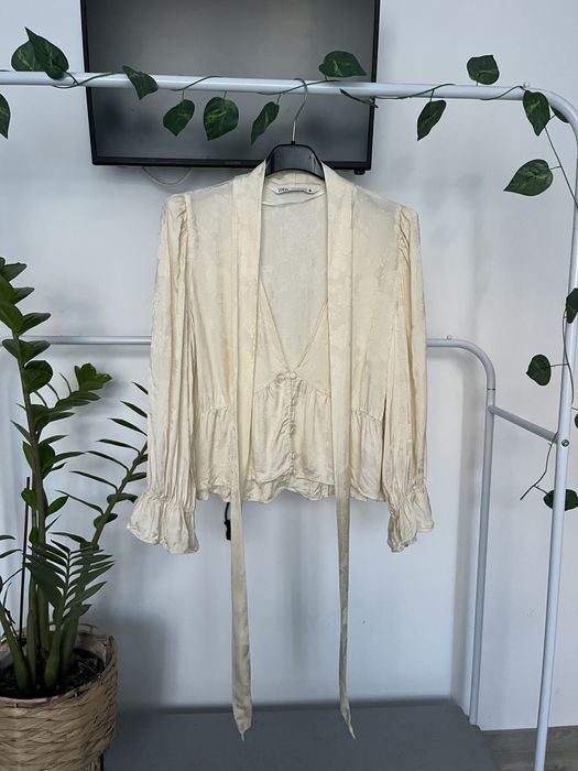 Cămașă Zara mărimea M nouă fără etichetă