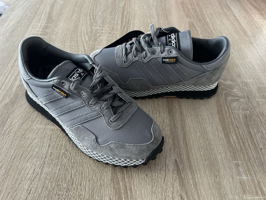 Adidasi unisex. Mar 38
